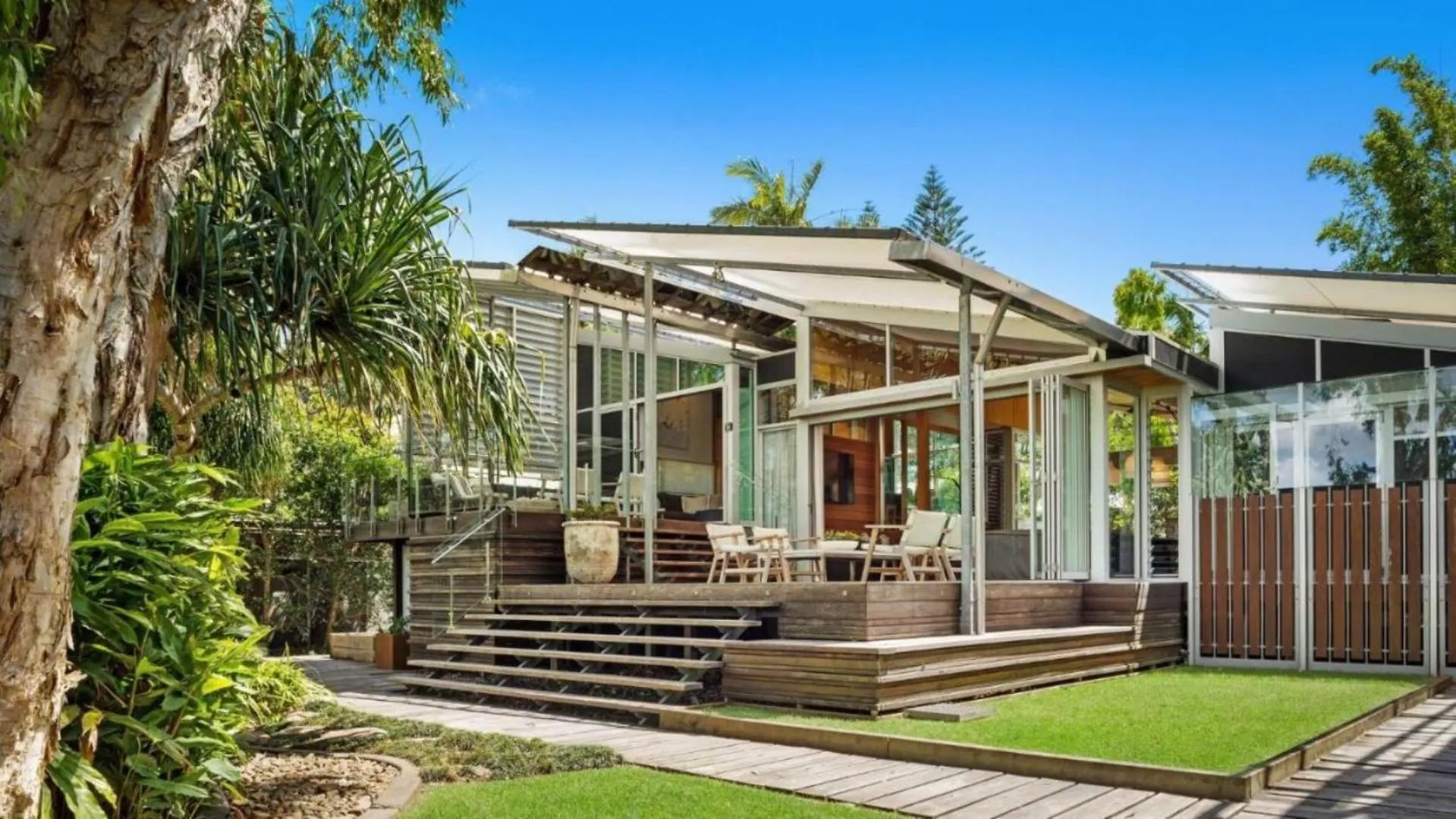 Belongil Sails Villa Byron Bay